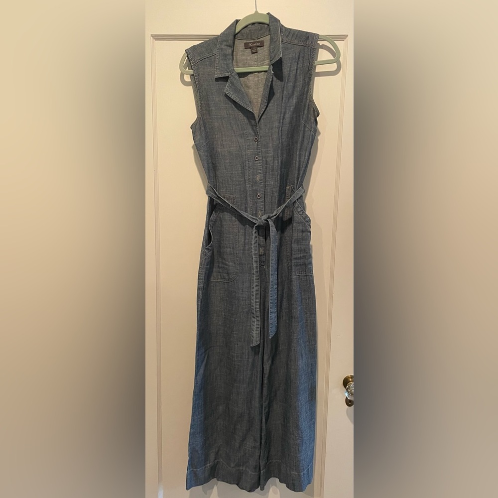 Level 99 Chambray jumpsuit.  Size small